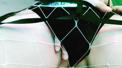 Crvenokosa Objašnjava kako da drka svoj kurac i pokazuje svoju macu - Prljave riječi